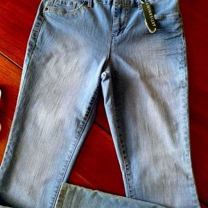 NWT!! ARTISAN NY STRETCH WOMEN DENIM SZ 10 31x30x5.5